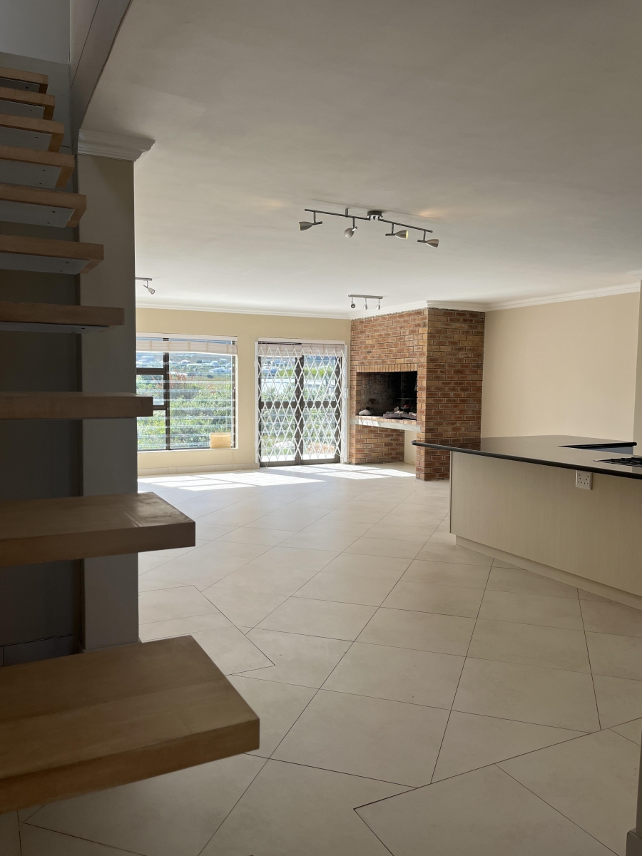 To Let 3 Bedroom Property for Rent in Bettys Bay Western Cape